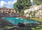 La maison et la piscine