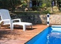 La piscine et le jardin ses chabres d'hotes aux sources