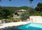 Le mas principal vu de la piscine
